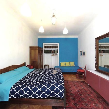 Casa Antica - Historical Apartment In Old City Center Trieste Habitación foto